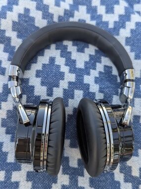 Cowin E7 Active Noise Cancelling Bluetooth Over-Ear Headphones